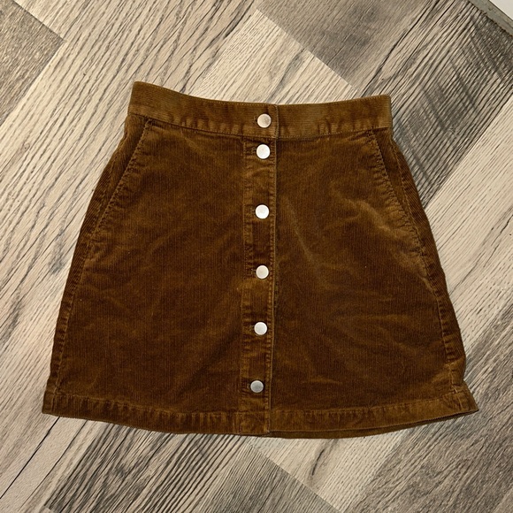 Uniqlo Dresses & Skirts - Uniqlo Tan chocolate brown Corduroy A-Line Skirt buttons women’s size 0